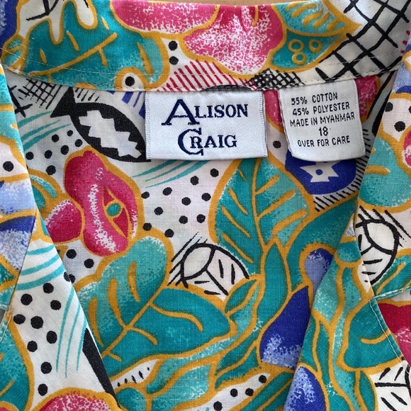 Allison Craig button up shirt - Picture 2 of 4